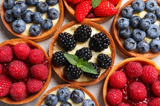 Small no-bake dessert fruit tarts