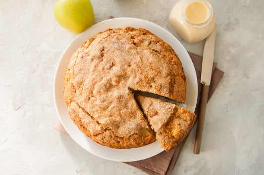 Picture of Irish dessert: Irish apple cake with vanilla custard sauce